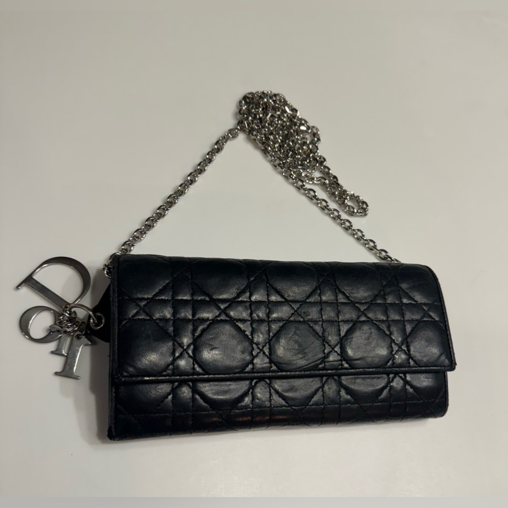 Christian Dior cannage wallet on chain